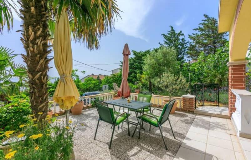Bed & Breakfast Ruzica Novi Vinodolski Exterior photo